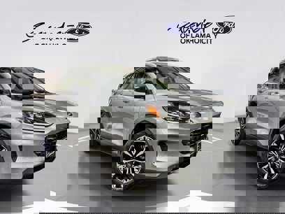 Used 2022 Ford Escape SE w/ SE Sport Appearance Package