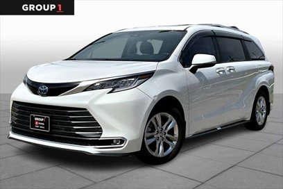 Certified 2024 Toyota Sienna Limited