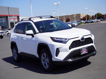 New 2025 Toyota RAV4 LE