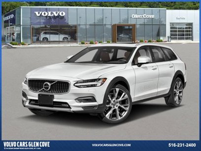 New 2025 Volvo V90 B6 Cross Country Plus w/ Climate Package