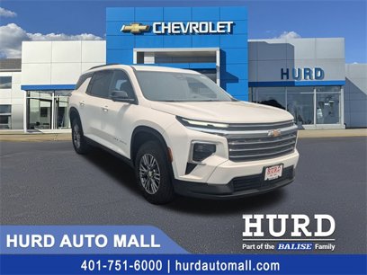 New 2025 Chevrolet Traverse LT w/ Driver Confidence Package