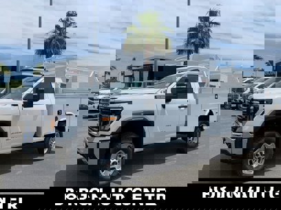 New 2024 GMC Sierra 2500 Pro w/ Convenience Package
