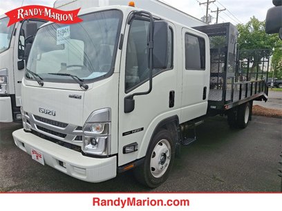 New 2025 Isuzu NPR