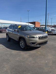 Used 2021 Jeep Cherokee Latitude Lux w/ Comfort/Convenience Group