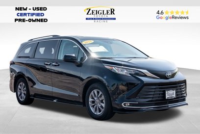 Used 2023 Toyota Sienna XLE
