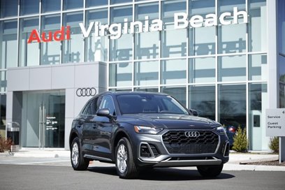 Used 2024 Audi Q5 2.0T Premium w/ Convenience Package