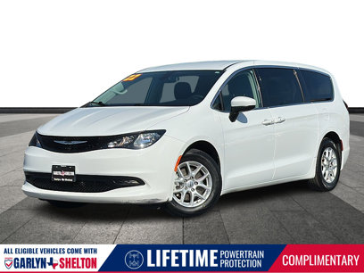 Used 2022 Chrysler Voyager LX