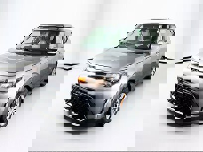 New 2025 Kia Soul LX