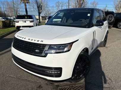 New 2025 Land Rover Range Rover SE