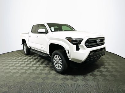 New 2025 Toyota Tacoma SR5
