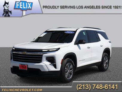 Used 2024 Chevrolet Traverse LT