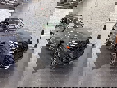 New 2025 Audi Q8 Premium Plus