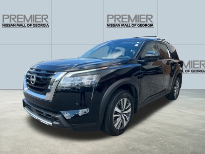 Used 2024 Nissan Pathfinder SL w/ Cargo Package