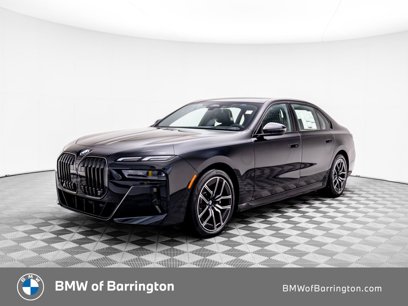 New 2025 BMW 740i xDrive w/ Premium Package
