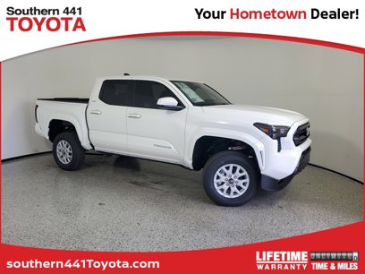 New 2025 Toyota Tacoma SR5