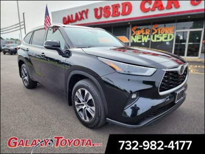 Used 2022 Toyota Highlander XLE