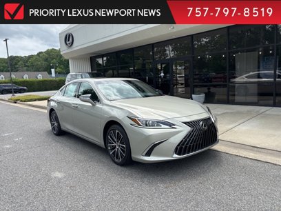 New 2025 Lexus ES 300h w/ Premium Package