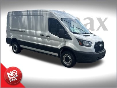 New 2025 Ford Transit 250 148 Medium Roof w/ Load Area Protection Package