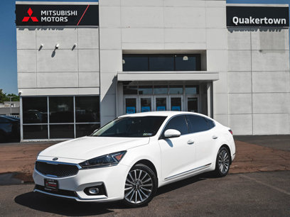 Used 2017 Kia Cadenza Premium