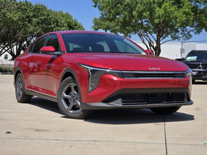 New 2025 Kia K4 LXS