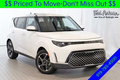 Certified 2025 Kia Soul EX