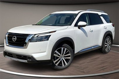 New 2025 Nissan Pathfinder Platinum