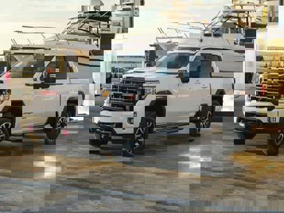 Used 2021 GMC Sierra 2500 AT4 w/ AT4 Premium Plus Package