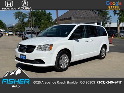 Used 2018 Dodge Grand Caravan SE w/ UConnect Hands-Free Group