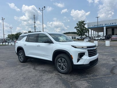 New 2025 Chevrolet Traverse LT w/ Driver Confidence Package