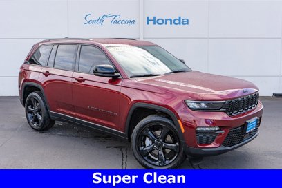 Used 2023 Jeep Grand Cherokee Limited w/ Black Appearance Package