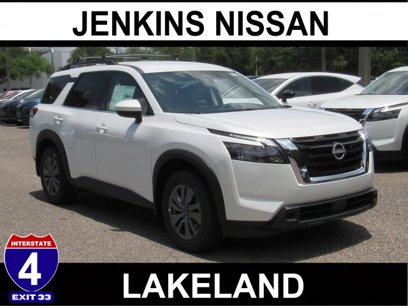 New 2025 Nissan Pathfinder SV
