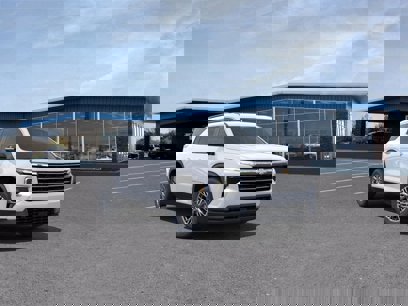 New 2025 Chevrolet Traverse LT