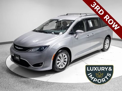 Used 2017 Chrysler Pacifica Touring-L