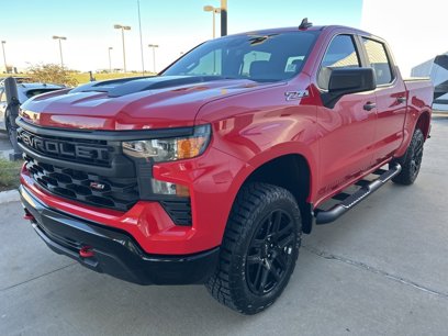 New 2025 Chevrolet Silverado 1500 Custom Trail Boss w/ LPO, Dark Essentials Package