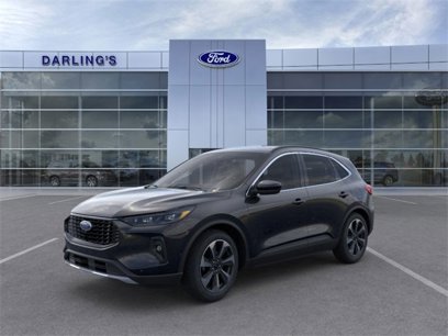 New 2024 Ford Escape Platinum w/ Premium Technology Package