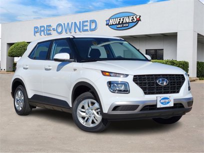Used 2025 Hyundai Venue SE