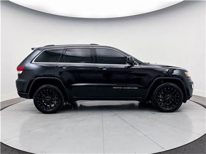 Used 2021 Jeep Grand Cherokee Laredo