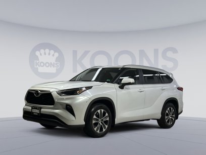 Used 2023 Toyota Highlander XLE