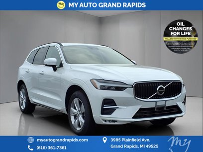 Used 2022 Volvo XC60 B5 Momentum