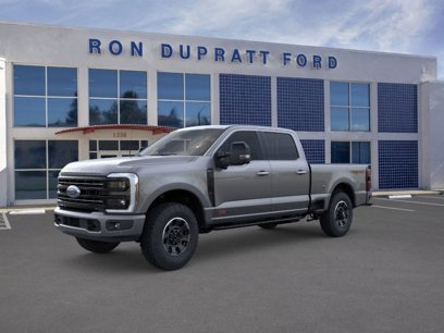 New 2025 Ford F350 Platinum w/ Tremor Off-Road Package