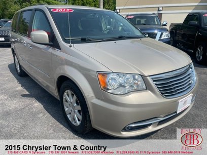 Used 2015 Chrysler Town & Country Touring w/ Driver Convenience Group