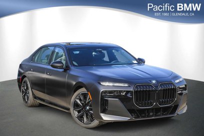 New 2025 BMW 740i w/ Executive Package