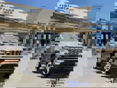 Used 2024 Jeep Compass Latitude