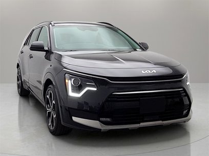 Used 2023 Kia Niro EX Touring