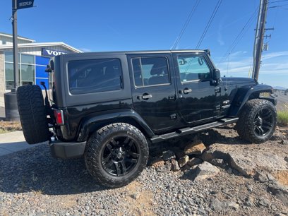 Used 2017 Jeep Wrangler Unlimited Sahara w/ Connectivity Group