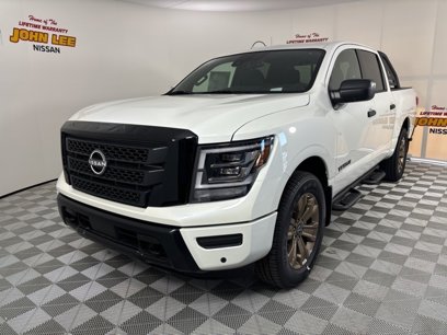 New 2024 Nissan Titan SV w/ SV Bronze Edition Package