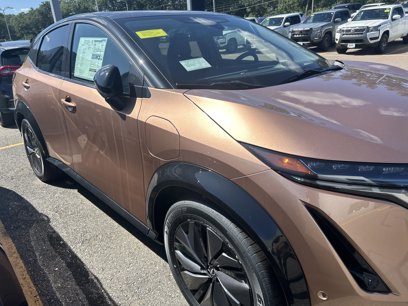 New 2025 Nissan Ariya Platinum