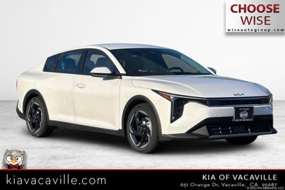 New 2025 Kia K4 EX
