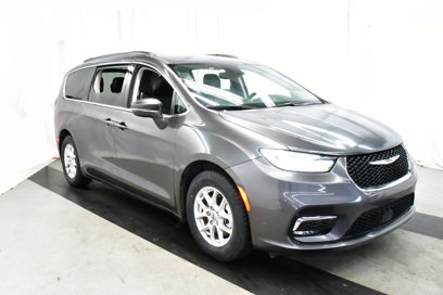Used 2022 Chrysler Pacifica Touring-L