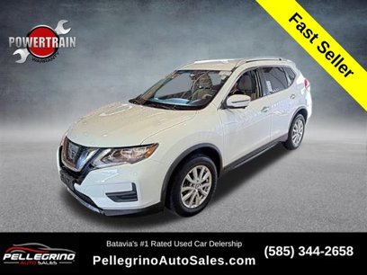 Used 2017 Nissan Rogue SV